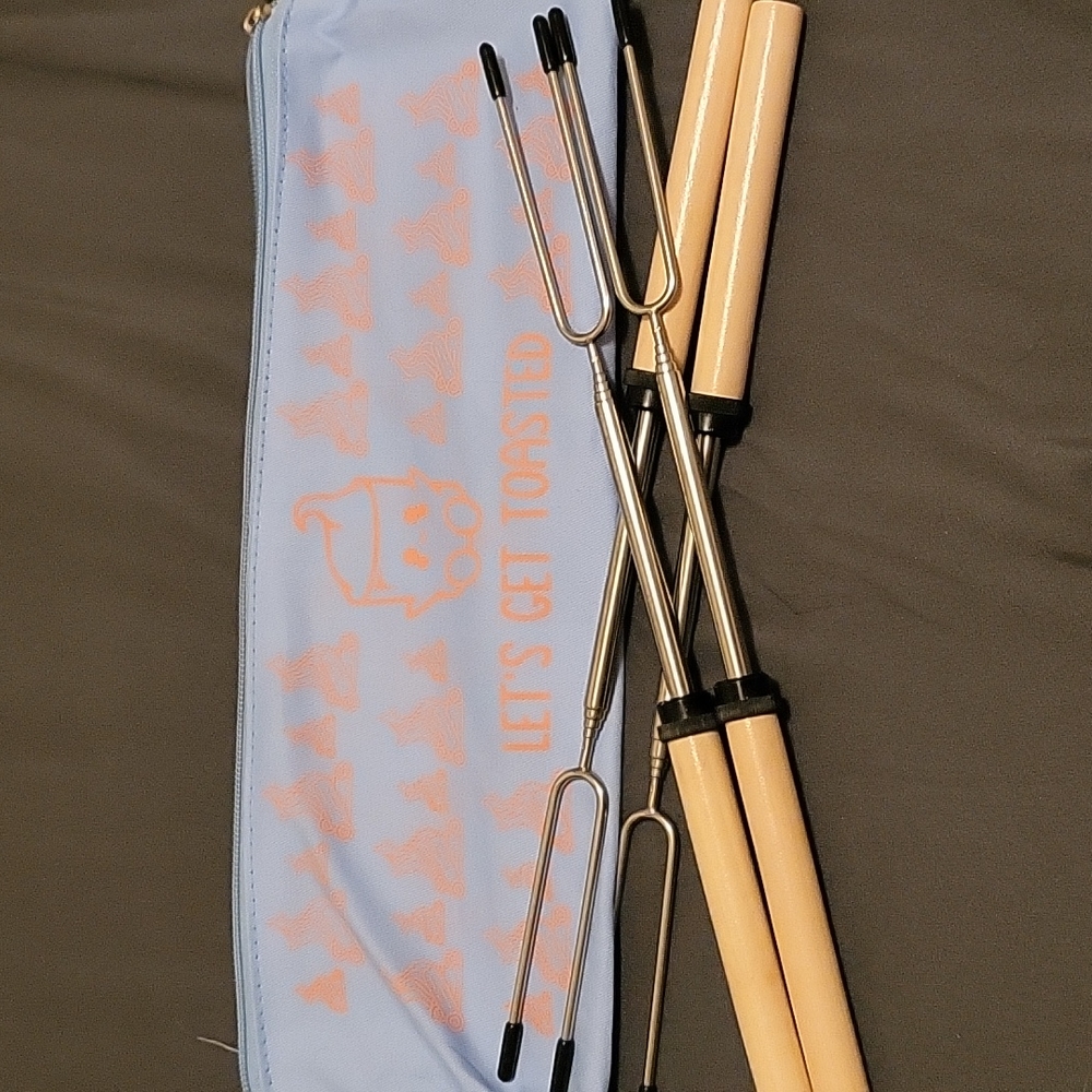 Roasting sticks with carrying case